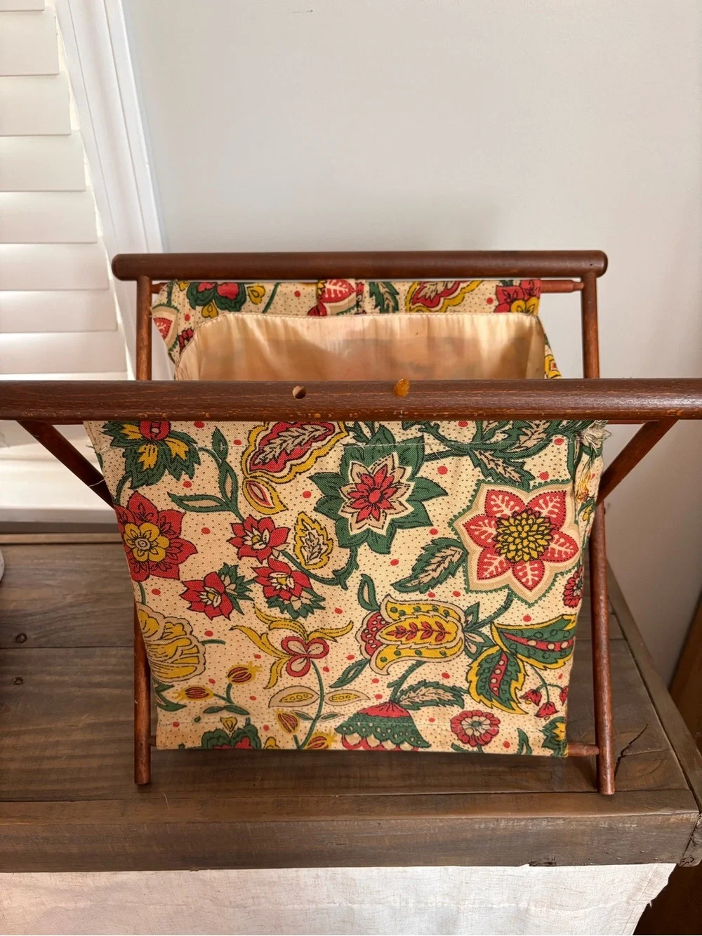 Vintage 60s Henry Seligman NY Folding Wood Sewing Basket Stand Floral Fabric
